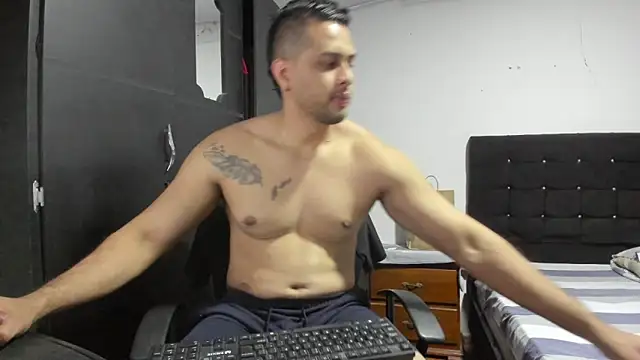 Ryan xc1 online show from April 2026 03:06:01 AM