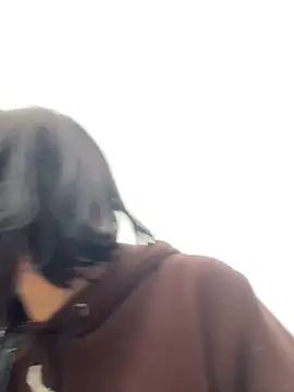 Snapshot of larsonbeverly chatting on November 2025 09:24:02 PM larsonbeverly online show from November 2025 09:24:02 PM