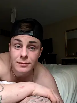 Snapshot of youngblondetwink chatting on March 2026 05:08:02 AM youngblondetwink online show from March 2026 05:08:02 AM