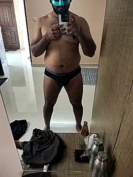 Snapshot of Mr_Batting_Man chatting on November 2025 04:43:02 AM Mr Batting Man online show from November 2025 04:43:02 AM