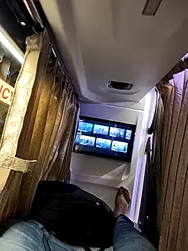 Snapshot of Mr_Batting_Man chatting on November 2025 04:38:01 PM Mr Batting Man online show from November 2025 04:38:01 PM