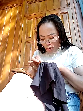 CoMay003 online show from February 2026 08:26:01 AM