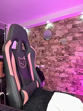 samiacooper25 online show from March 2026 07:01:01 AM