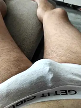 Snapshot of hansvonerotic1 chatting on November 2025 12:53:01 PM hansvonerotic1 online show from November 2025 12:53:01 PM