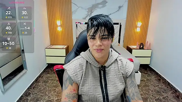 KAROLLJONES1 online show from April 2026 07:18:02 PM