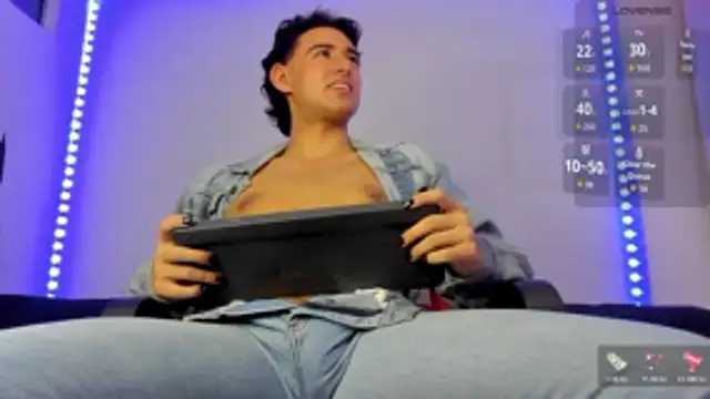 Alexxx savage online show from November 2025 04:24:01 AM