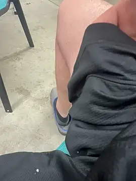 jamesliddick38 online show from February 2026 03:12:01 AM