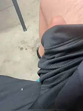 jamesliddick38 online show from March 2026 07:17:02 PM