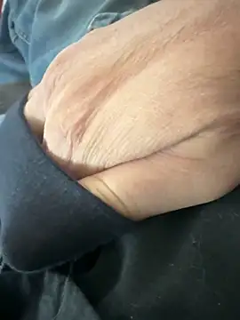 jamesliddick38 online show from March 2026 06:29:01 PM