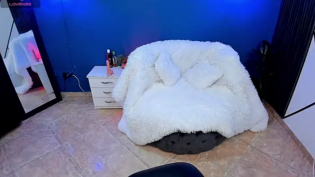 Room 69x online show from December 2025 03:16:02 AM