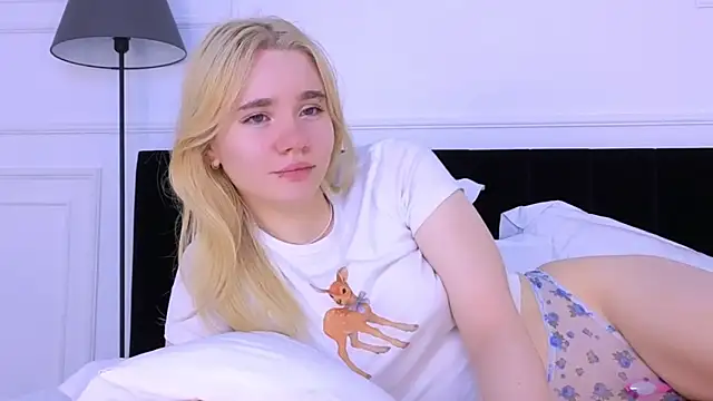 ANNABELLE LU online show from October 2025 02:35:01 AM