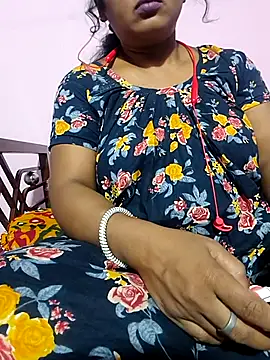 Snapshot of Cute-Swewty chatting on November 2025 01:13:01 PM Cute-Swewty online show from November 2025 01:13:01 PM