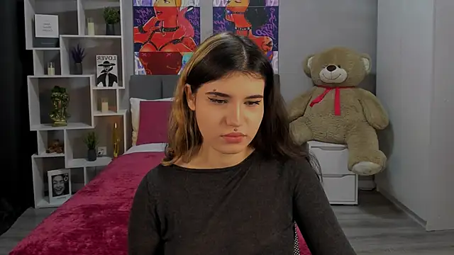 AnoraDark online show from September 2025 12:28:01 PM