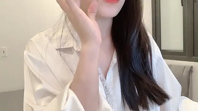    Lily    online show from June 2026 04:33:02 PM