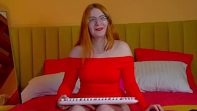 AliceAllisons online show from April 2026 06:23:02 PM