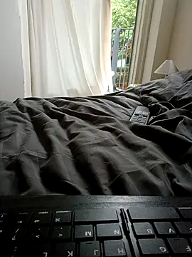 Snapshot of handsome8inchh chatting on September 2025 03:33:01 PM handsome8inchh online show from September 2025 03:33:01 PM