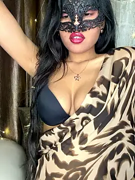 KARISHMA-STRIP online show from January 2026 05:38:01 PM