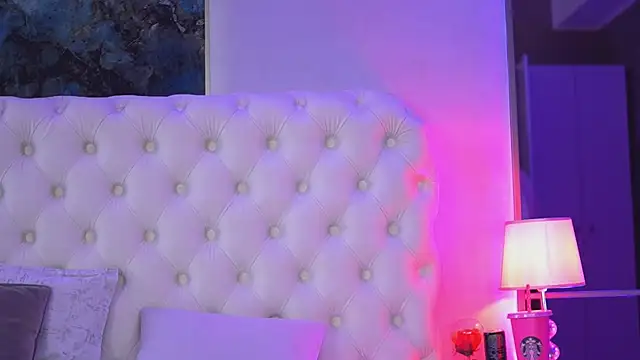 KendraMoon online show from November 2025 03:33:02 PM