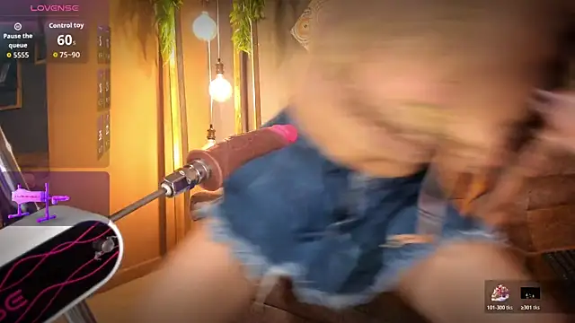 Snapshot of RACHELRUIZ chatting on October 2025 03:13:02 PM RACHELRUIZ online show from October 2025 03:13:02 PM