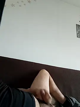 Snapshot of flr196 chatting on February 2026 08:07:01 AM flr196 online show from February 2026 08:07:01 AM