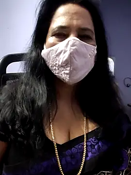 mallu-lover online show from December 2025 03:15:02 AM