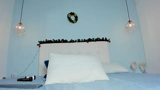 Snapshot of Anny_mayyer chatting on December 2025 07:53:02 PM Anny mayyer online show from December 2025 07:53:02 PM