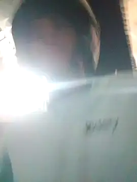 Snapshot of shessAz chatting on March 2026 04:51:02 AM shessAz online show from March 2026 04:51:02 AM