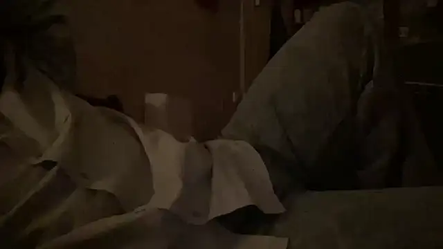 Snapshot of UrgingBackroom chatting on March 2026 04:34:02 PM UrgingBackroom online show from March 2026 04:34:02 PM