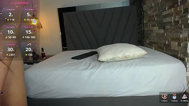 Snapshot of ALISSON_BARKER chatting on October 2025 12:15:01 PM ALISSON BARKER online show from October 2025 12:15:01 PM