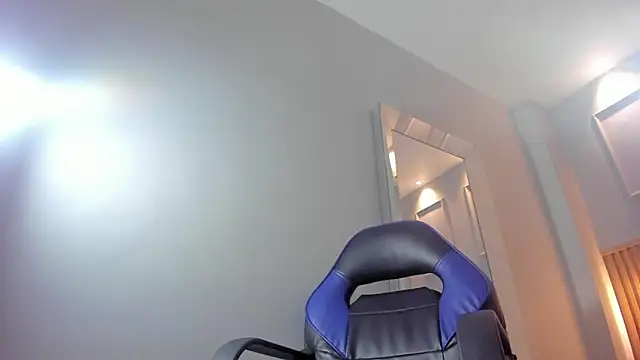 Snapshot of ALISSON_BARKER chatting on November 2025 12:16:02 PM ALISSON BARKER online show from November 2025 12:16:02 PM