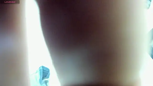 Snapshot of ALISSON_BARKER chatting on December 2025 12:14:02 PM ALISSON BARKER online show from December 2025 12:14:02 PM