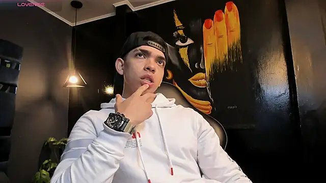 Eryonbradley online show from November 2025 11:20:02 AM