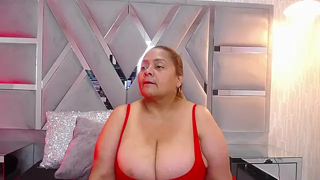 MonzerratBoyer online show from November 2025 05:57:01 PM