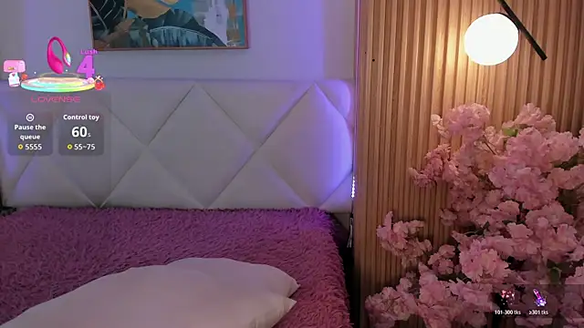 veronica hill  online show from April 2026 03:04:01 AM