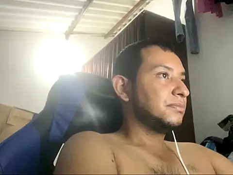 Snapshot of SexIngenieur chatting on November 2025 10:04:02 AM SexIngenieur online show from November 2025 10:04:02 AM