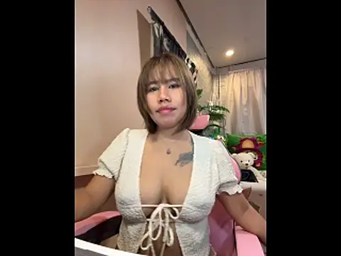 Snapshot of Kath_C chatting on December 2025 09:36:02 AM Kath C online show from December 2025 09:36:02 AM