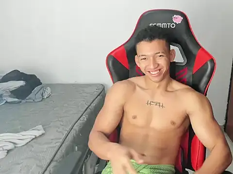 JuanchiT66 online show from February 2026 04:49:02 AM