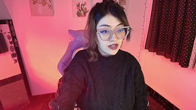 Snapshot of isaferrer06 chatting on December 2025 04:11:02 AM isaferrer06 online show from December 2025 04:11:02 AM