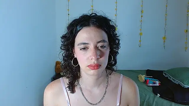 sajecrismaa online show from February 2026 07:17:02 PM