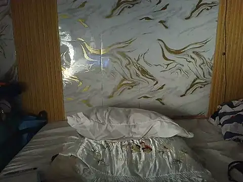 Snapshot of dimple_anne1 chatting on February 2026 12:37:01 PM dimple anne1 online show from February 2026 12:37:01 PM