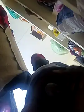 Tamilpayan09876 online show from December 2025 09:44:01 PM