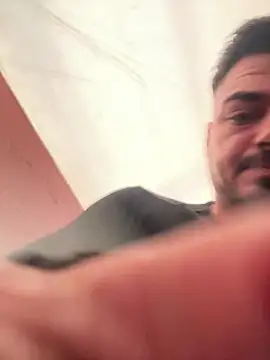 imooLoov online show from October 2025 03:13:01 PM