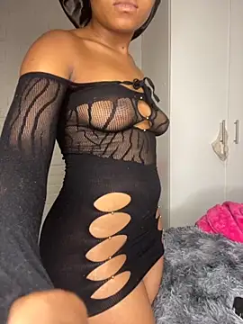 BaddestAss22 online show from November 2025 10:48:01 PM