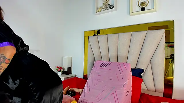 Snapshot of dakota_stream chatting on December 2025 12:14:02 PM dakota stream online show from December 2025 12:14:02 PM