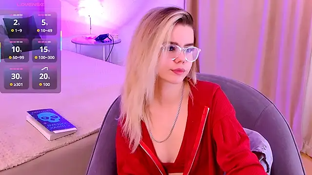 Snapshot of PrincessSlay chatting on November 2025 05:29:01 AM PrincessSlay online show from November 2025 05:29:01 AM