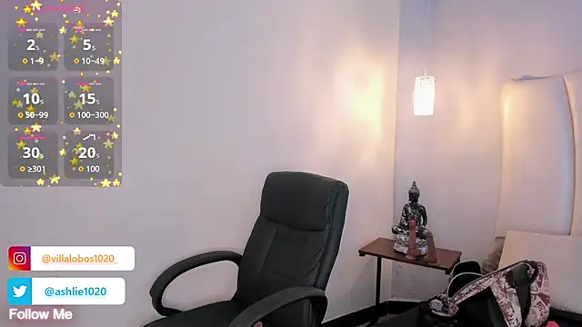 Snapshot of MiaVillalobos chatting on October 2025 08:22:02 AM MiaVillalobos online show from October 2025 08:22:02 AM