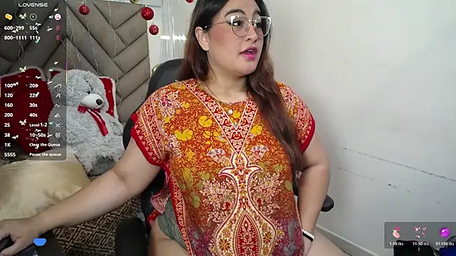 heluejamil online show from December 2025 11:12:01 PM