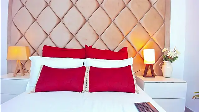 AngelinaDuvall online show from December 2025 10:30:01 AM