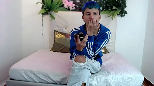 iam lukas   online show from September 2025 03:10:02 AM