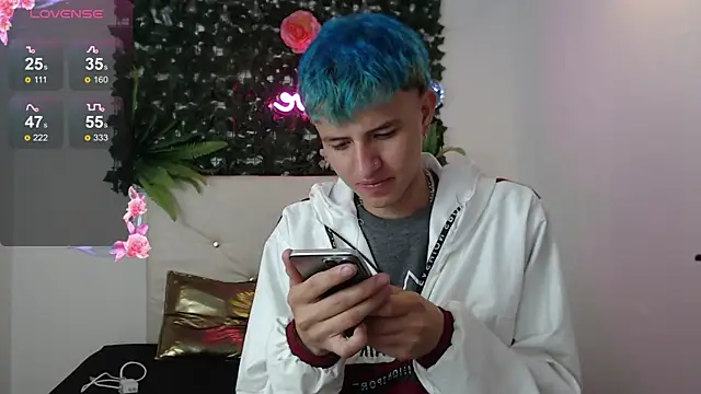 iam lukas   online show from October 2025 03:47:01 AM